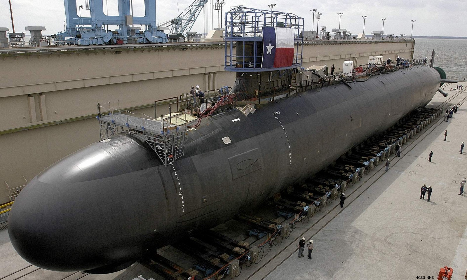 ssn-775 uss texas virginia class attack submarine launching newport news northrop grumman ngss 57