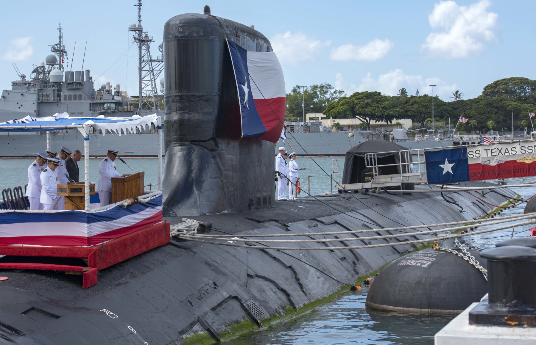 ssn-775 uss texas virginia class attack submarine joint base pearl harbor hickam hawaii 2020 76