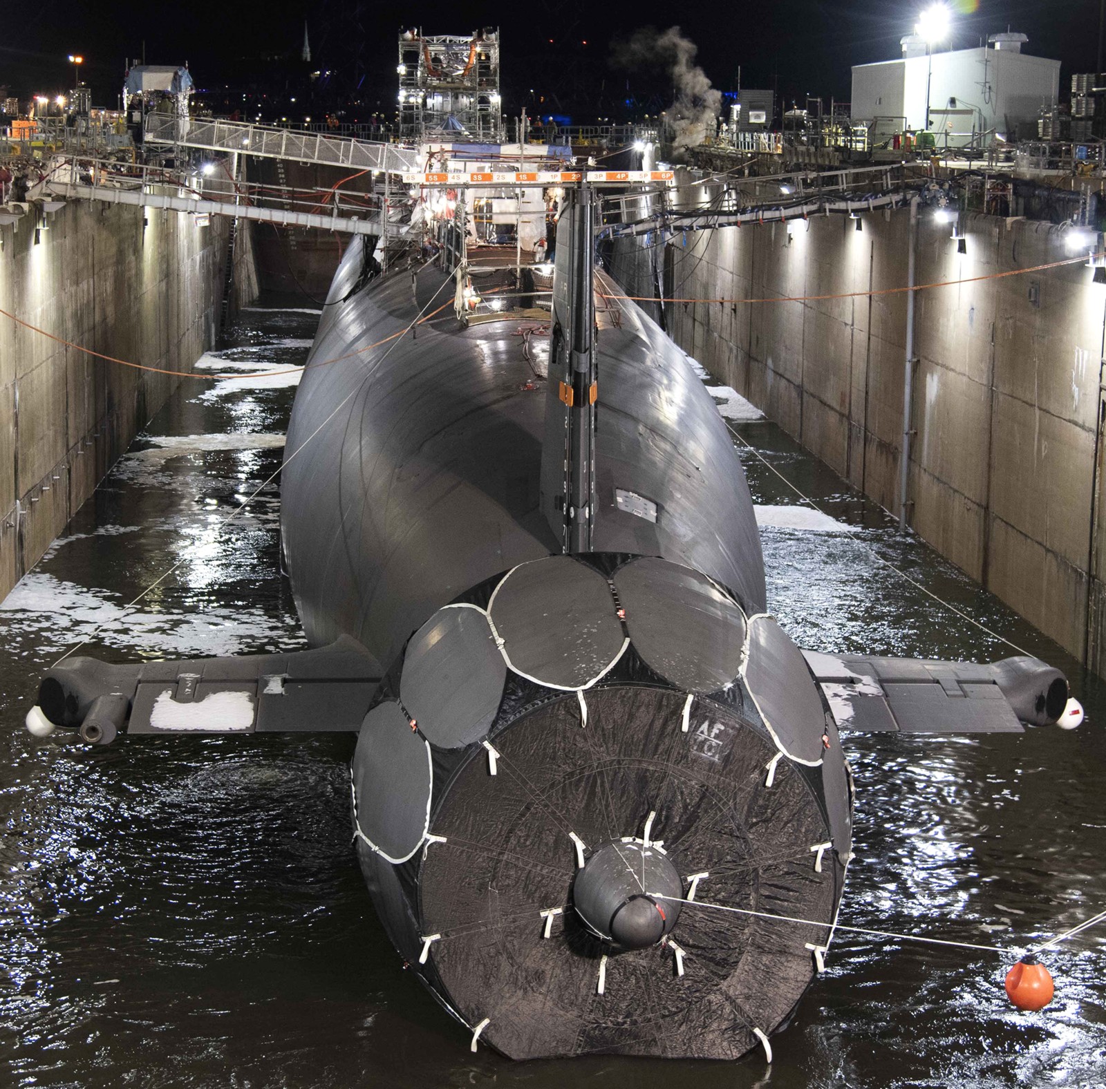 ssn-775 uss texas virginia class attack submarine portsmouth naval shipyard kittery maine dry dock 80