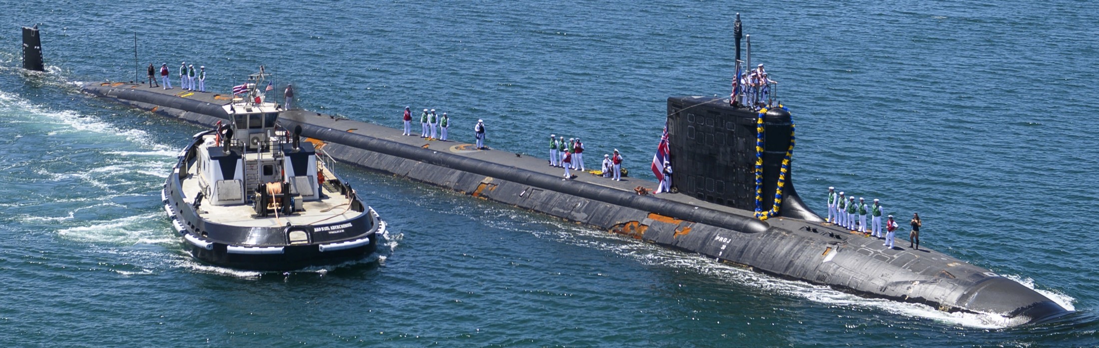 ssn-776 uss hawaii virginia class attack submarine 63