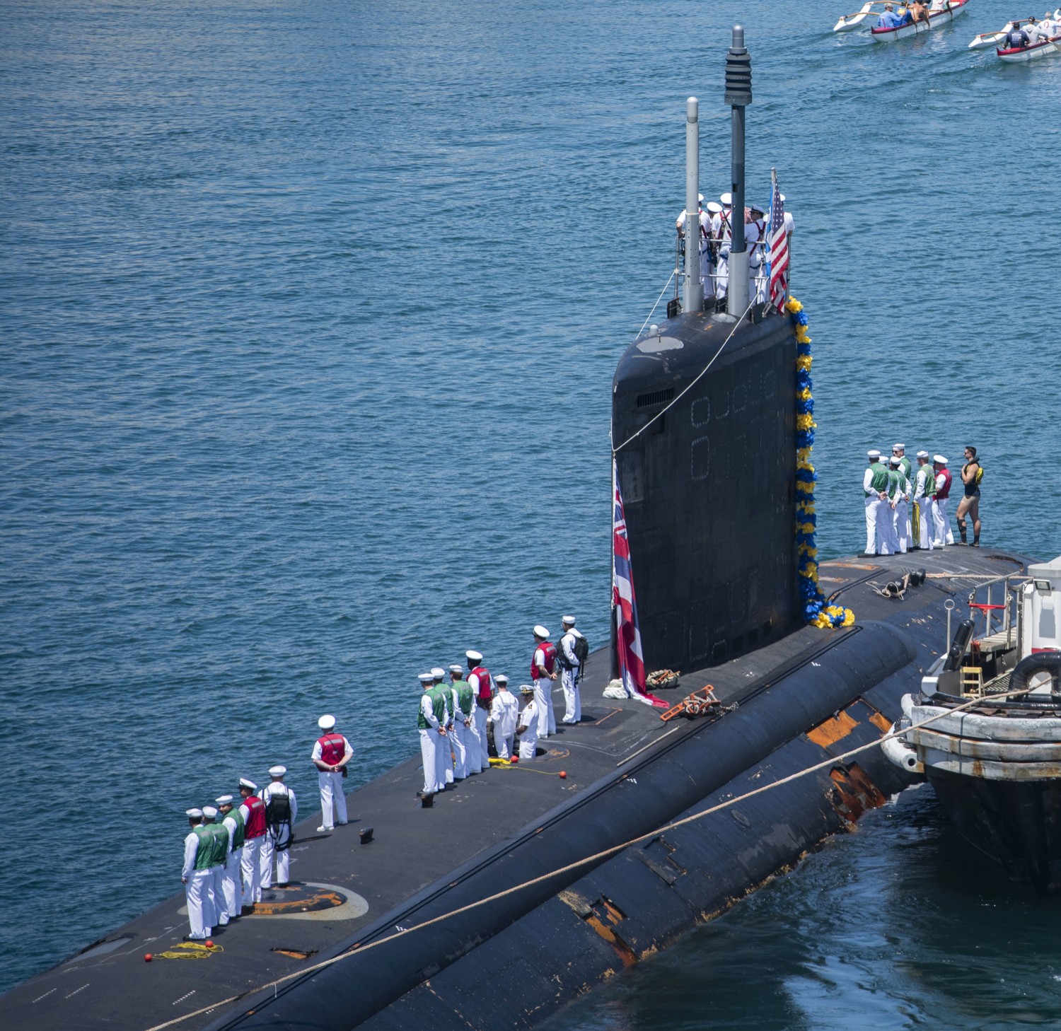 ssn-776 uss hawaii virginia class attack submarine 66