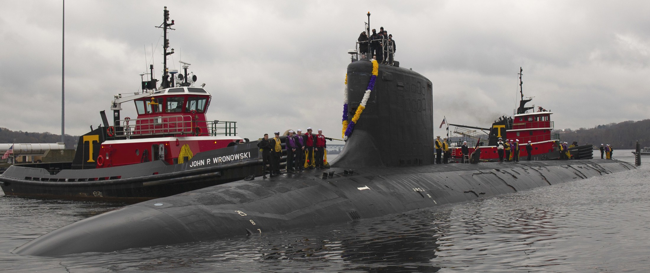 ssn-783 uss minnesota virginia class attack submarine base new london groton connecticut 41