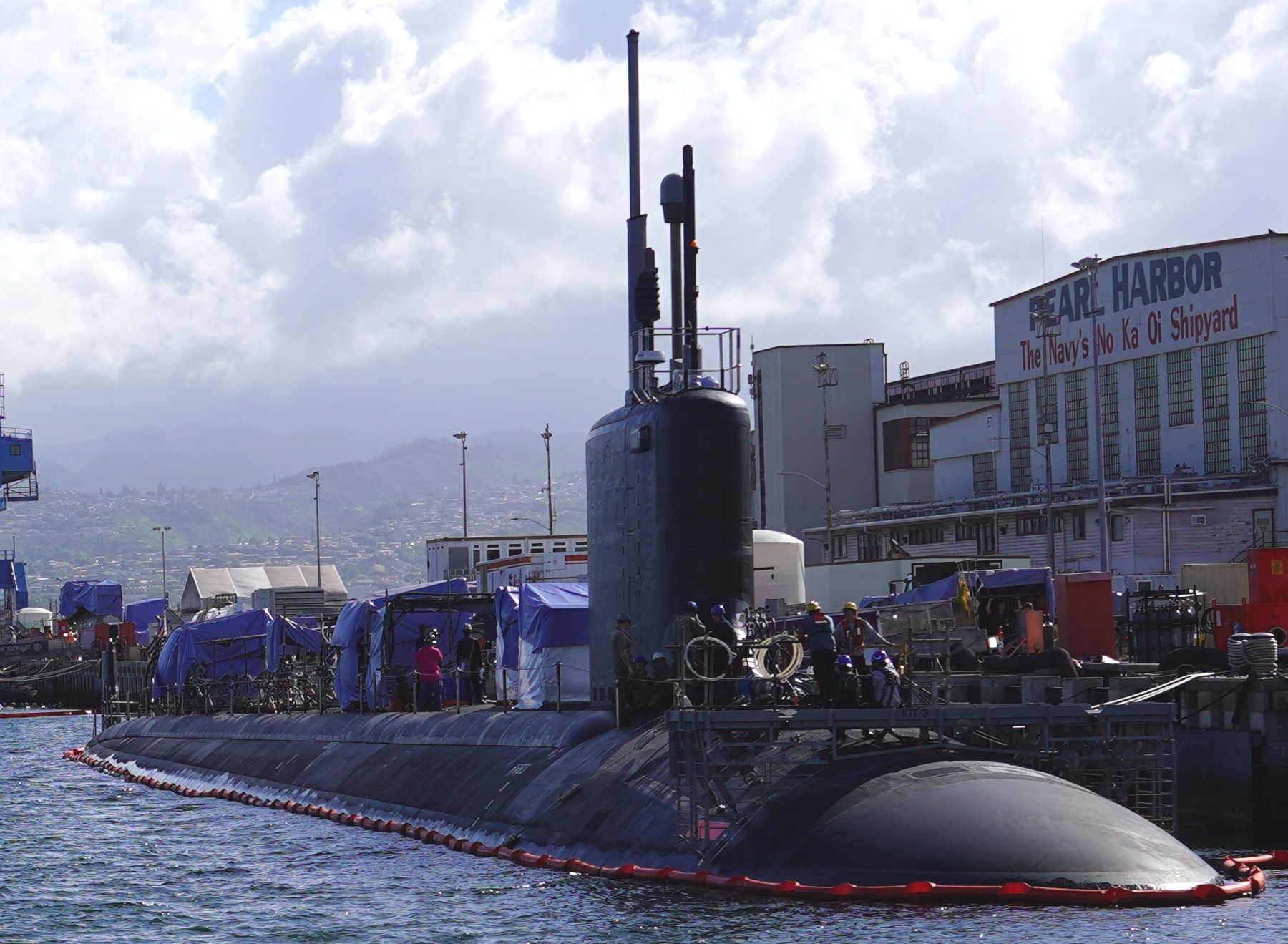 ssn-783 uss minnesota virginia class attack submarine pearl harbor naval shipyard 47