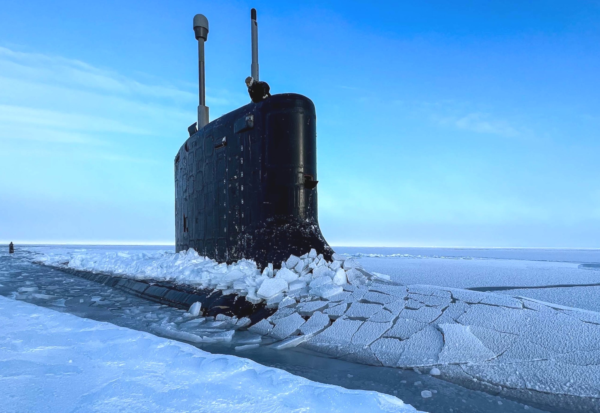 ssn-786 uss illinois virginia class attack submarine ice exercise icex 2022 beaufort sea arctic 44