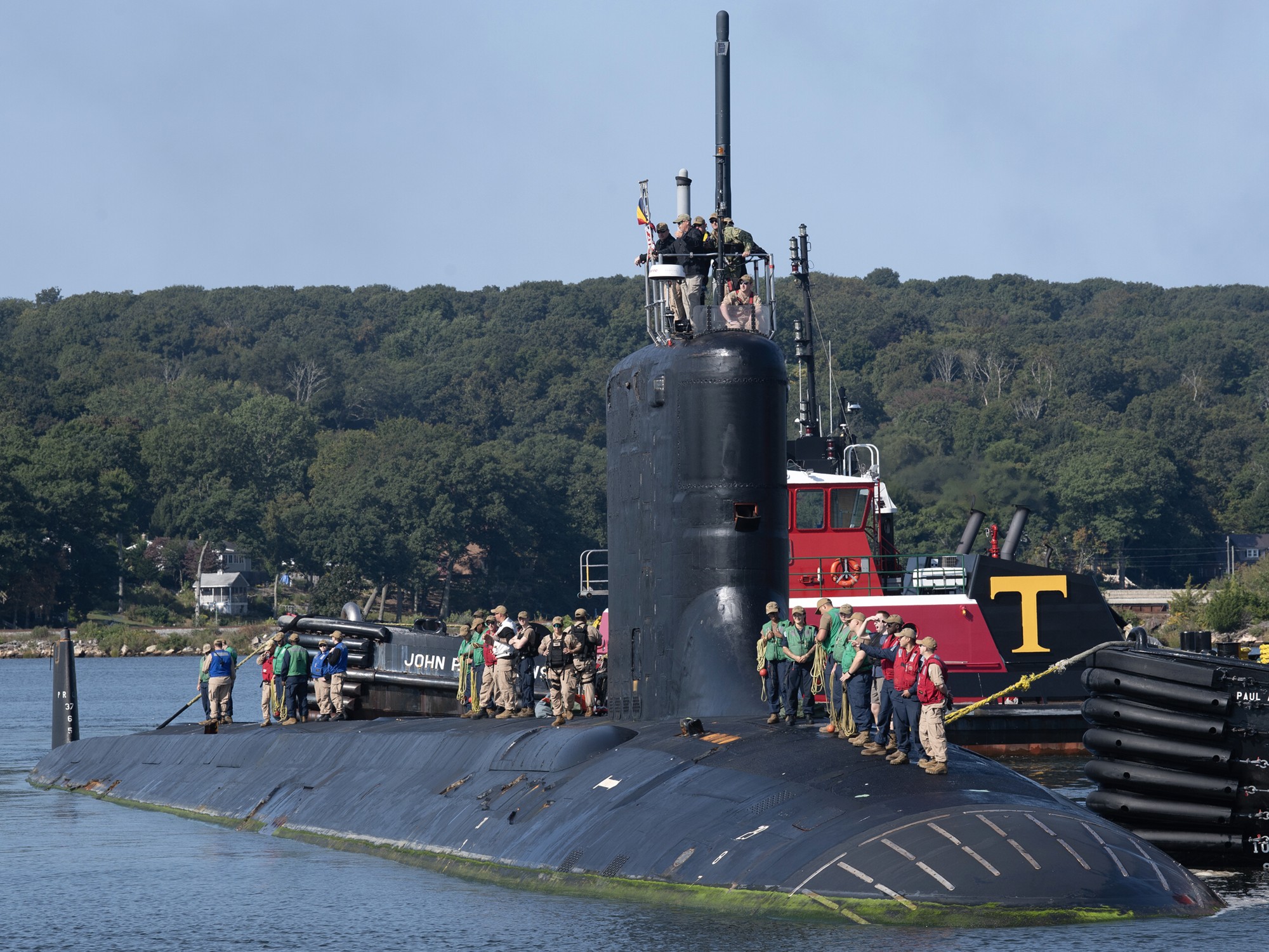 ssn-787 uss washington virginia class attack submarine base new london groton 52