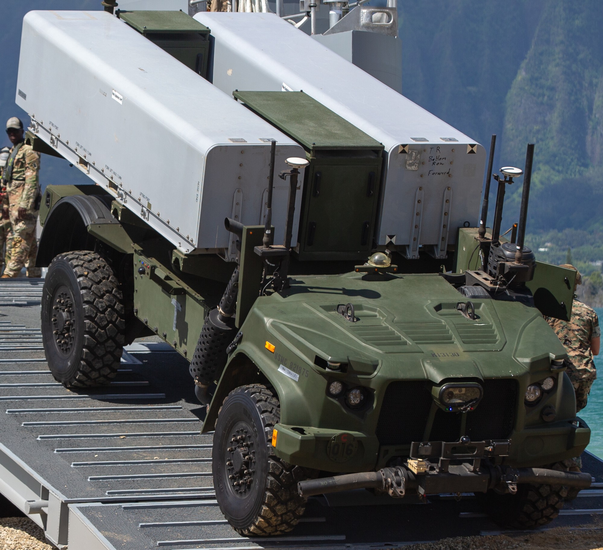 navy marine corps nmesis naval strike missile nsm coastal defence system kongsberg raytheon rogue vehicle oshkosh 06
