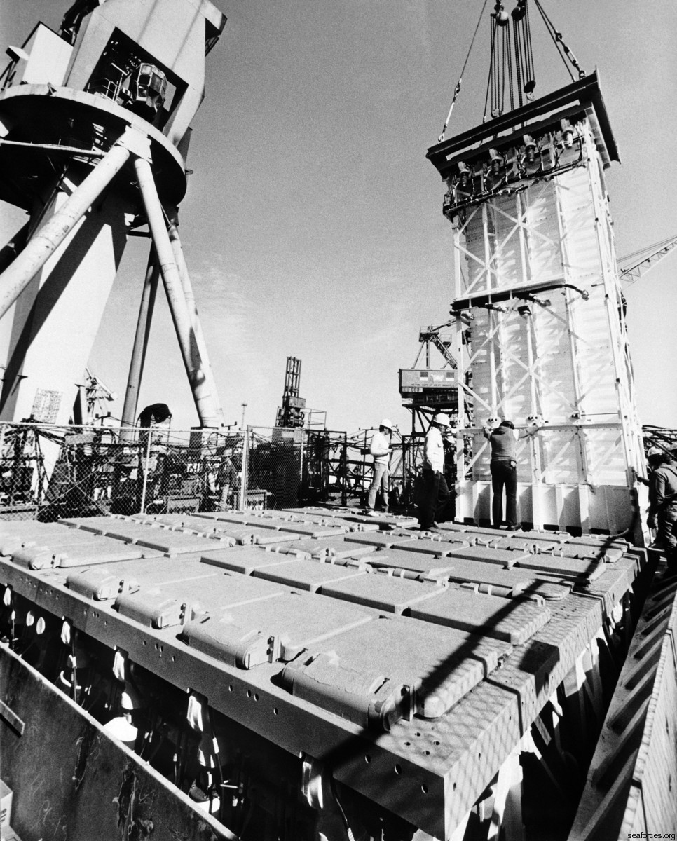 mk.41 vertical launching system vls destroyer cruiser frigate 52