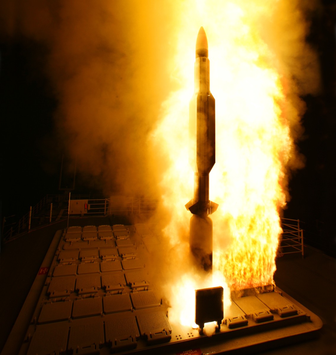 rim-161 standard missile sm-3 sam ballistic defense abm 13