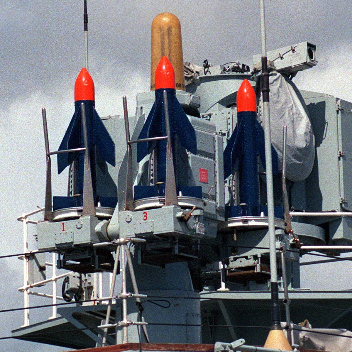 van speijk class frigate royal netherlands navy koninklijke marine seacat sam missile launcher