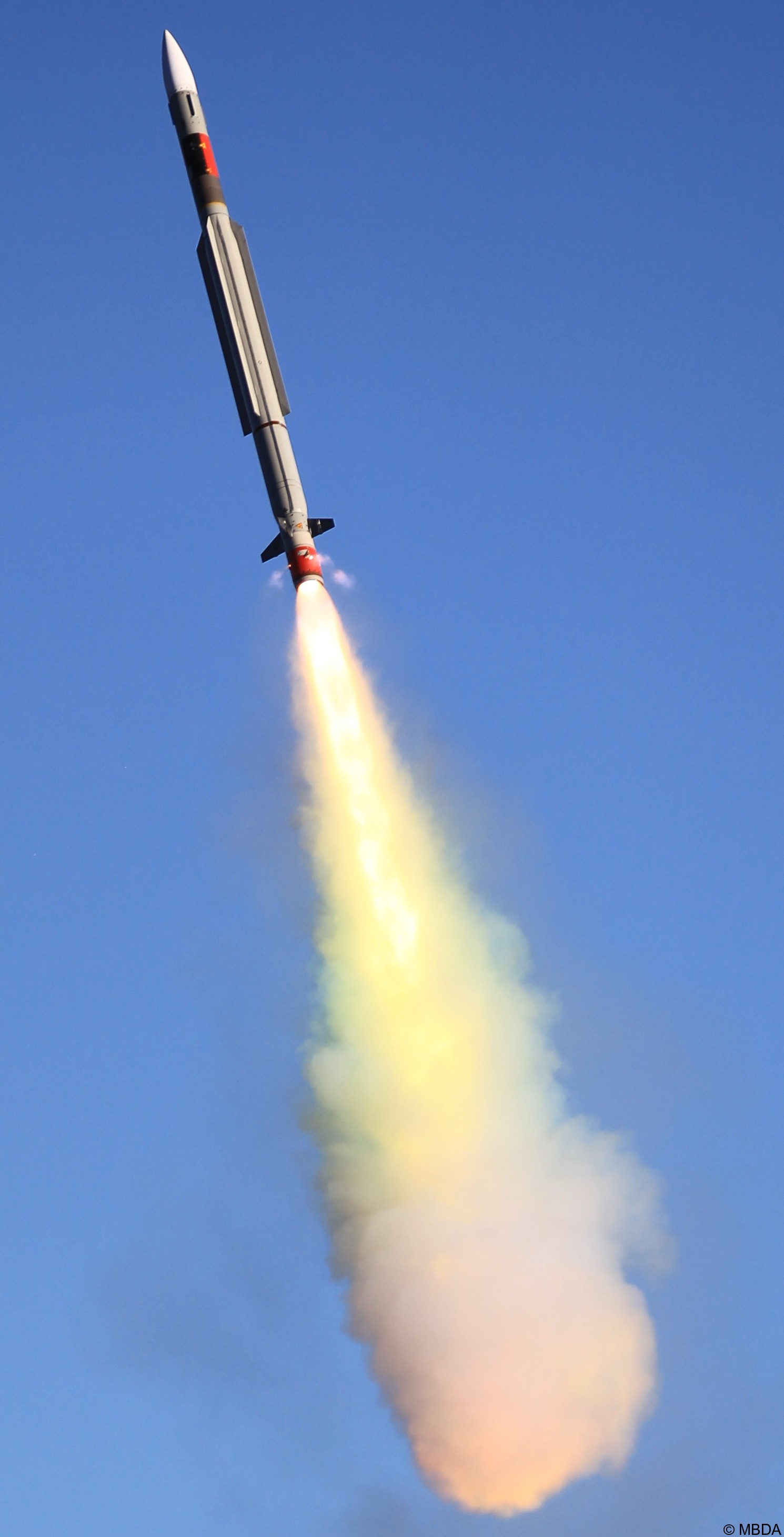 camm-er anti air defence missile system sam mbda 05