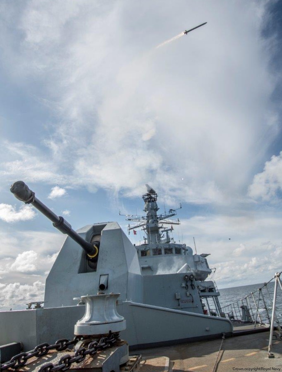 sea ceptor camm anti air defence missile system sam navy mbda 10